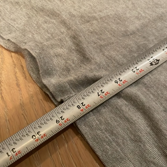 H&M Poncho-like Drop Shoulder Top. - Picture 4 of 4